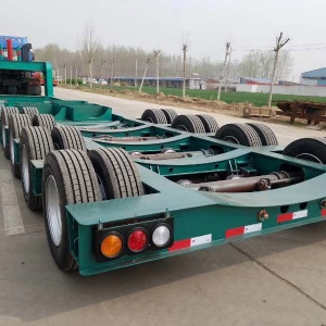 大型罐体运输车